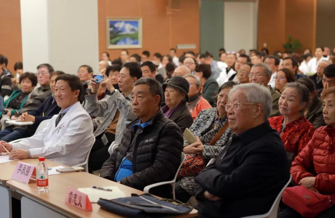 大咖來(lái)了！胡大一教授蒞臨西安國(guó)際醫(yī)學(xué)中心