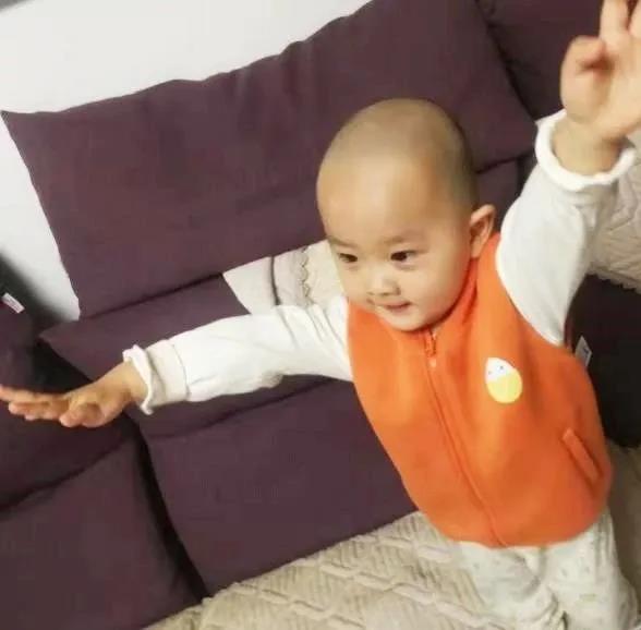 【戰(zhàn)“疫”日記】媽媽，請抱抱我！