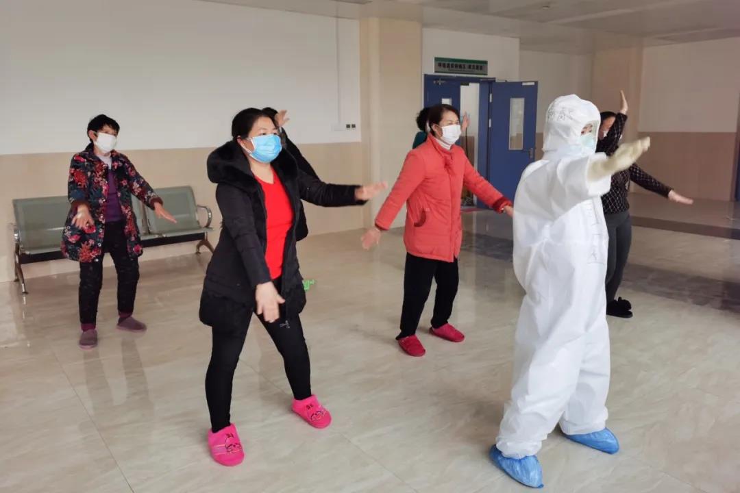 最美舞蹈！護(hù)士與患者在病房跳起“健身操”