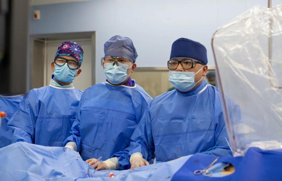 完美！僅5毫米手術(shù)傷口，解決七旬老人主動(dòng)脈夾層及多年“房顫”帶來(lái)的腦卒中煩惱！