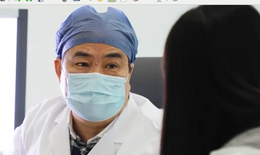 戰(zhàn)疫是英雄 救治是楷模——西安國(guó)際醫(yī)學(xué)中心醫(yī)院支援湖北醫(yī)療隊(duì)隊(duì)員返崗工作干勁十足