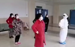 翩翩起舞！護士韓靜鼓勵患者抗擊疫情