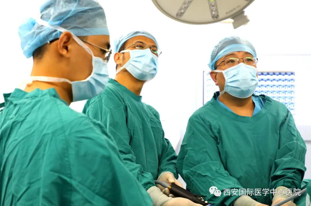 19年了，手上“汗流成河”！兩個(gè)小切口就治好這個(gè)“怪病”