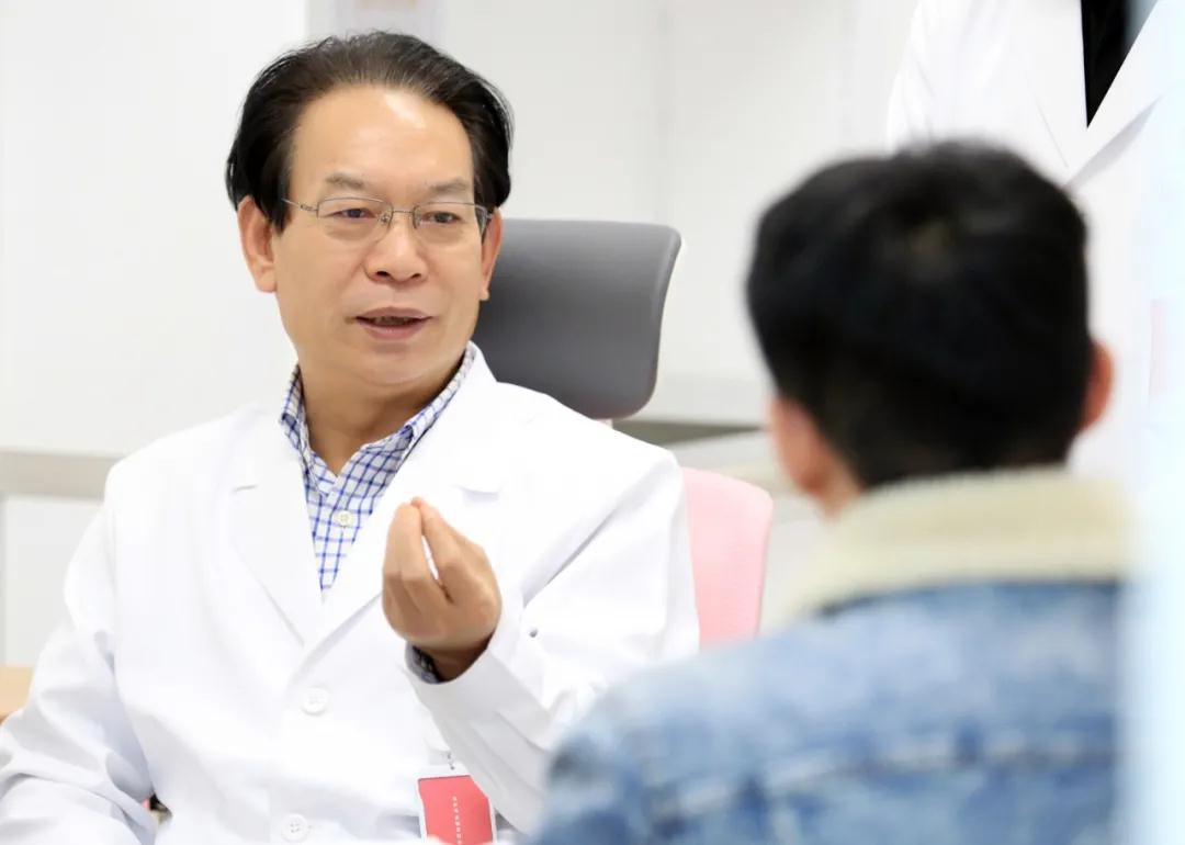 大醫(yī)之道4｜南克?。鹤尰颊哂凶饑赖纳?>
				             </a>
                <div   id=