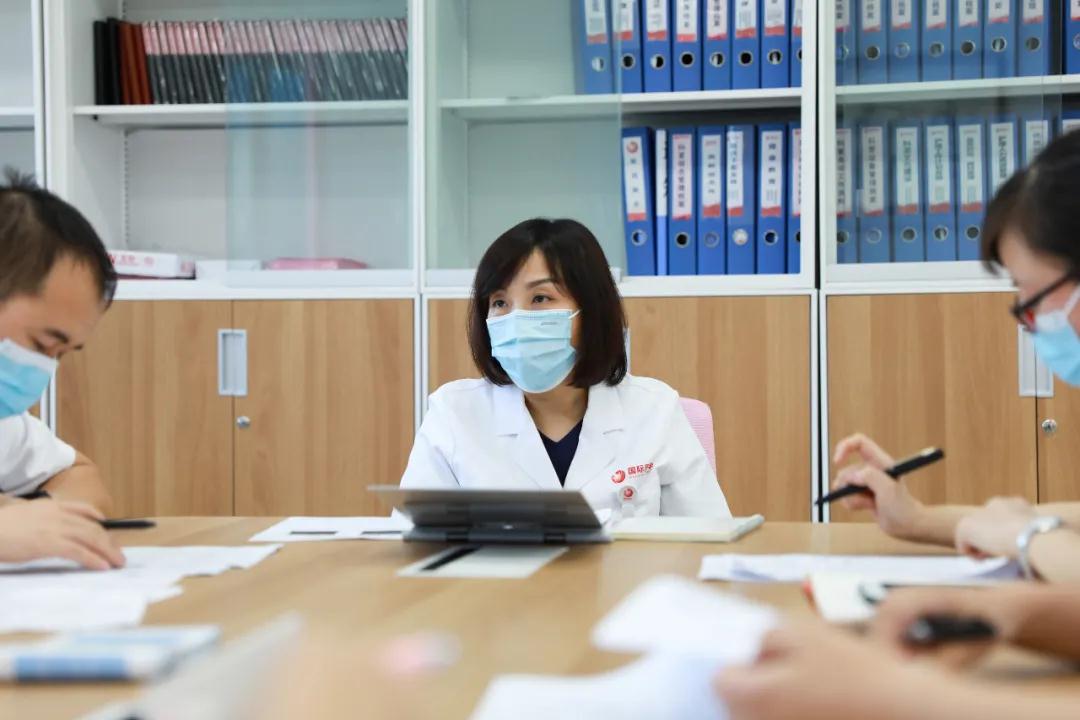 陽(yáng)光網(wǎng)—薛妍：醫(yī)生要有溫度、有尺度、有深度