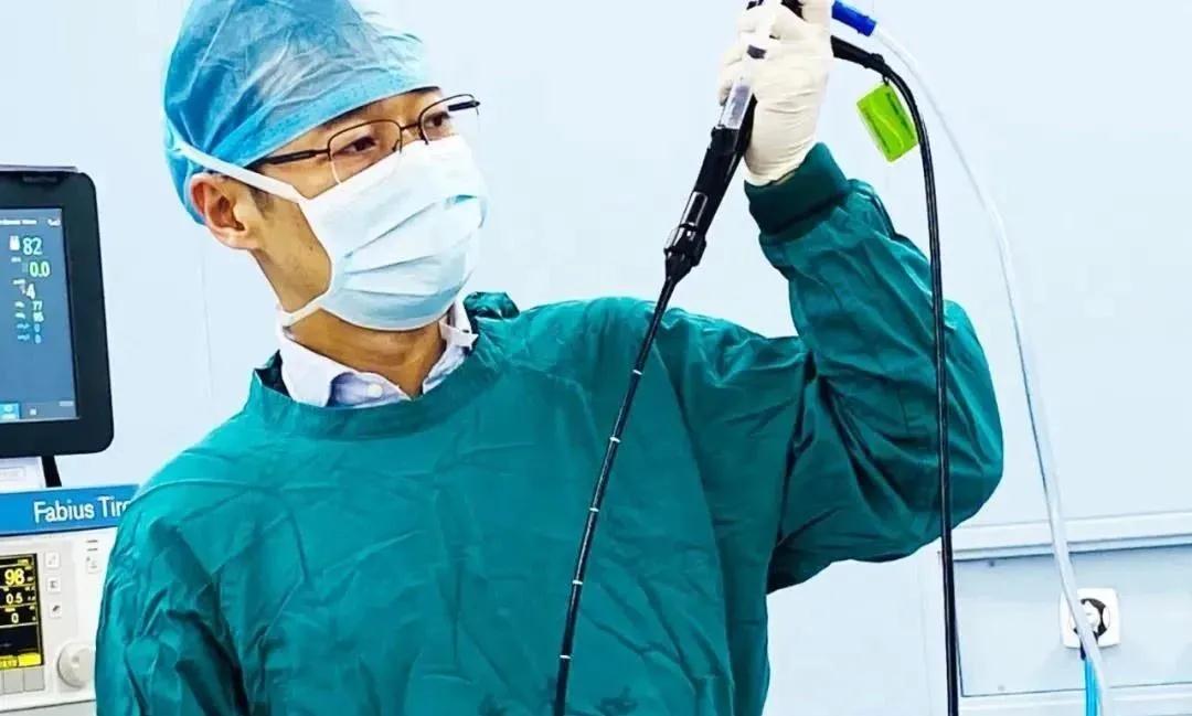 6秒打通氣道！胸科專家為80歲患者實施TTS氣道支架手術(shù)