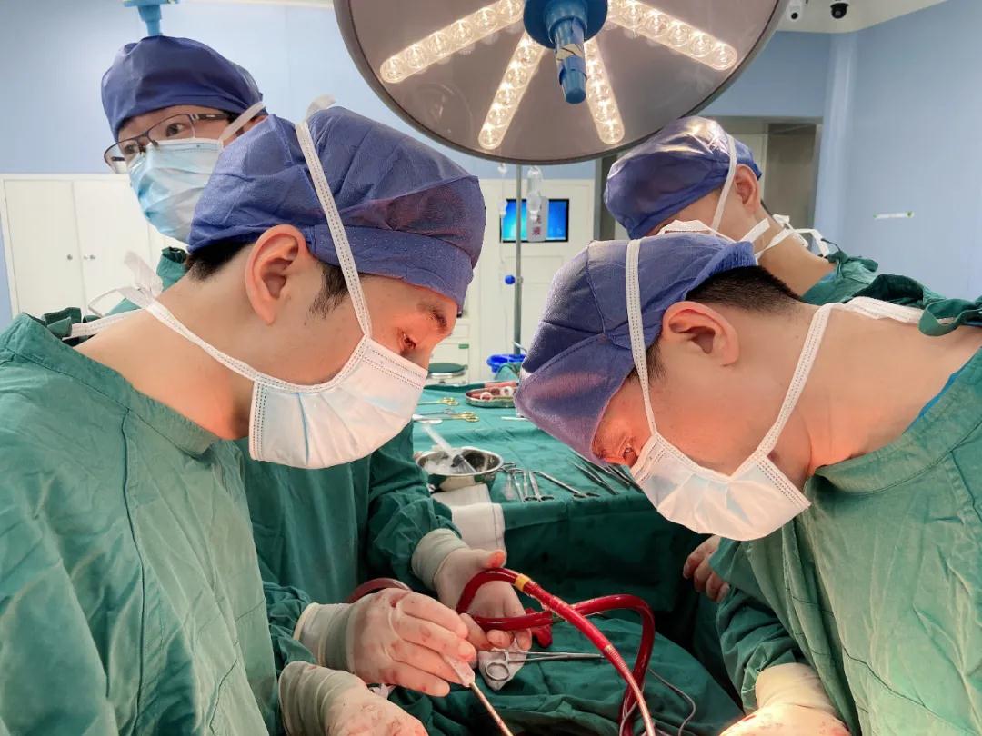 華商云健康—主動(dòng)脈夾層患者增多，且多為年輕人！西安國際醫(yī)學(xué)中心醫(yī)院心臟外科春節(jié)假期變成了“勞動(dòng)節(jié)”！