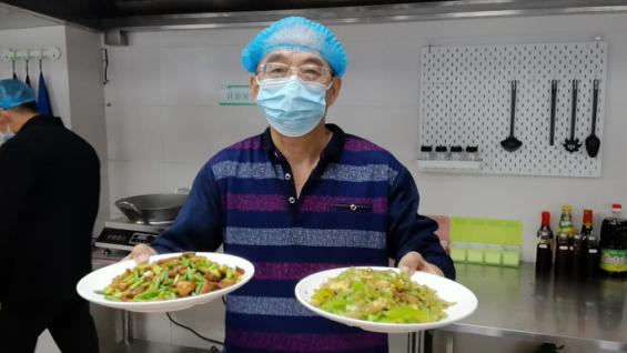 健康時報—西安國際醫(yī)學中心醫(yī)院開設(shè)了“愛心廚房”：讓患者吃上家人做的飯菜