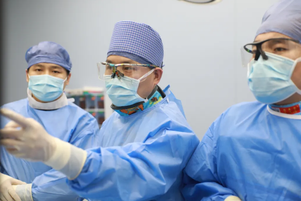 大醫(yī)之術(shù)⑨｜“心”路是怎樣被打通的？——心臟病醫(yī)院成功救治一例急性右冠心梗恰逢左主干真性分叉嚴(yán)重冠脈病變患者