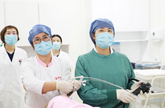 闌尾炎一定要做手術(shù)嗎？創(chuàng)傷小、無疤痕……來看看這個安全有效的內(nèi)鏡治療方法