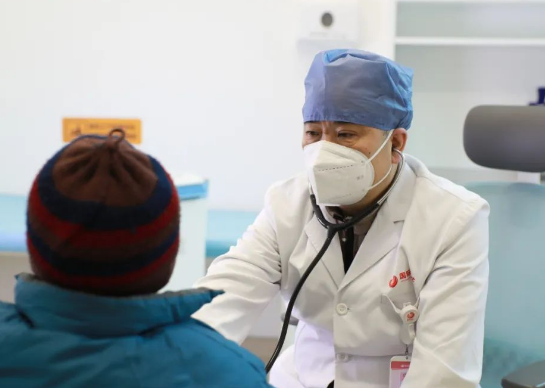 勇者無(wú)畏，他們執(zhí)一份堅(jiān)守與擔(dān)當(dāng)