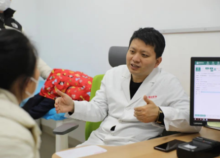 腦癱偏癱患者福音！我院“腦癱偏癱完美梯度療法診療”門診開診