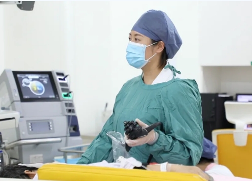 三年頑疾一朝除 消化專家用微創(chuàng)技術(shù)破解“反流”難題