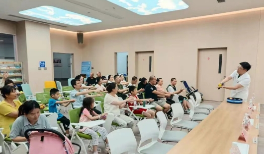 愛在音符中流淌，希望在指尖處傳遞——直擊腦癱多學(xué)科義診現(xiàn)場(chǎng)