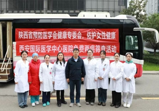 健康服務(wù)到身邊！我院“兩癌篩查”公益行走進(jìn)企業(yè)